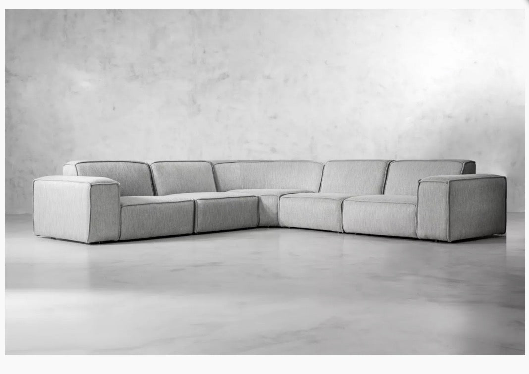 Lisa modular couch